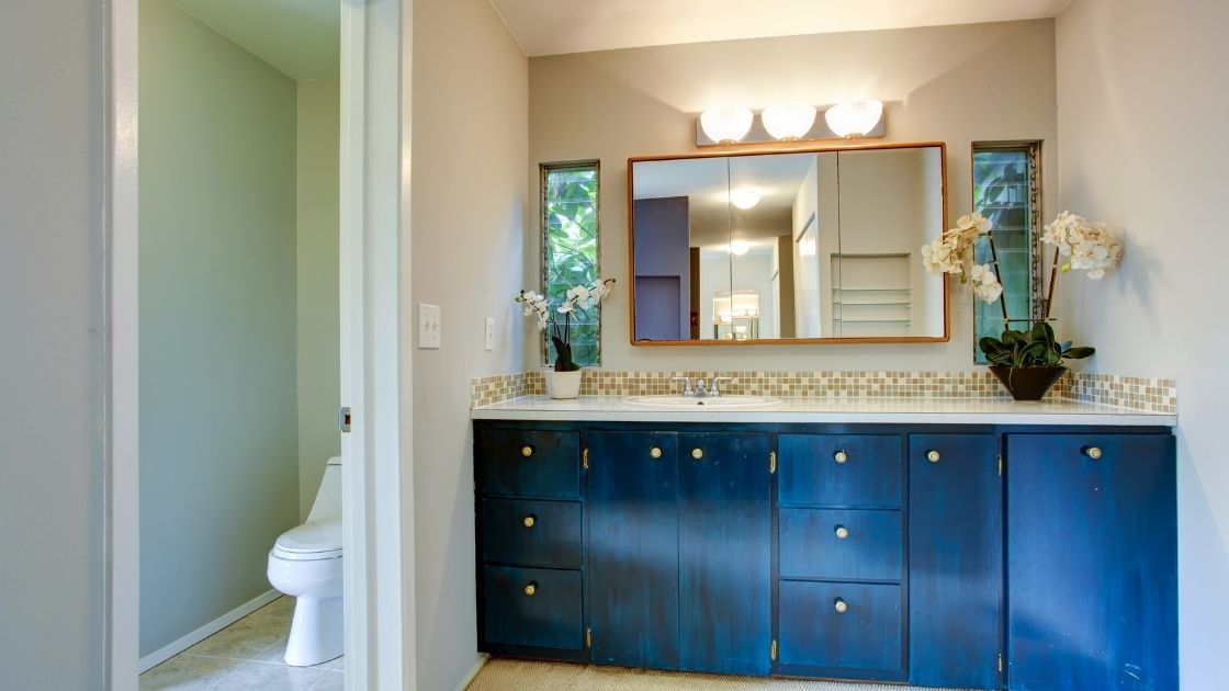 Refreshing Blues: 19 Blue Bathroom Vanity Designs That Inspire - Home ...