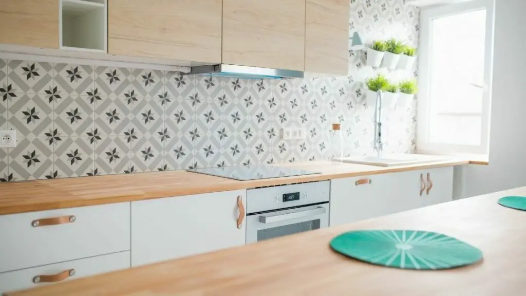Can you add upper cabinets above existing cabinets