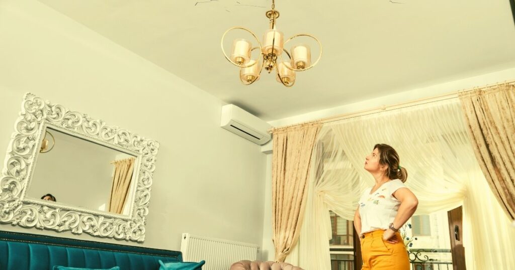 How are popcorn ceilings made