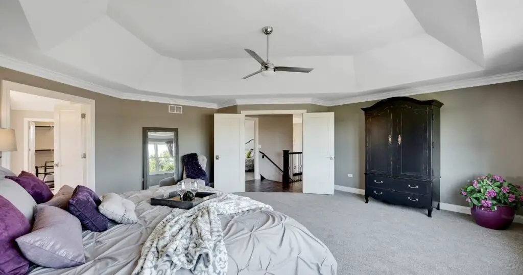 What are the benefits of Tray Ceilings