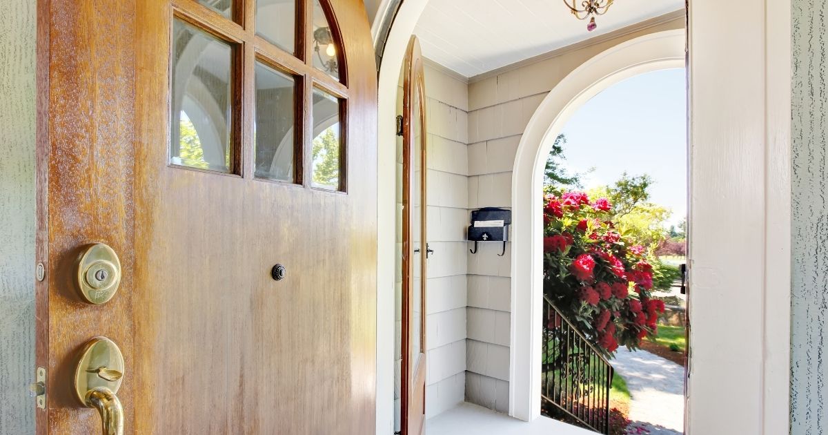 Tray Ceilings Timeless or Outdated? Find Out Here! Home Decor Chat