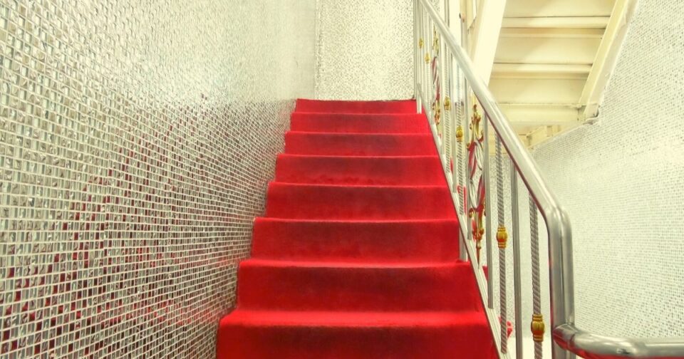 How to Attach a Runner to Stairs Home Decor Chat