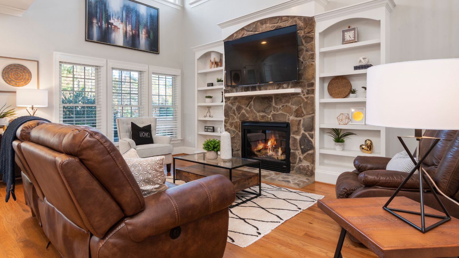 How much does it cost to shiplap a fireplace?