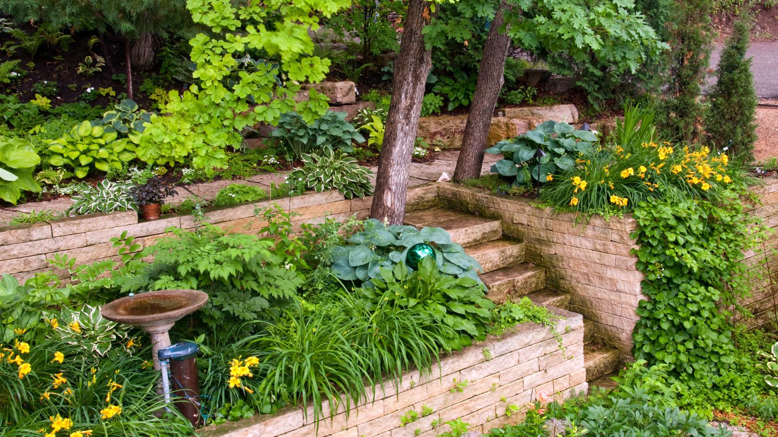 Can you build a retaining wall on a slope?