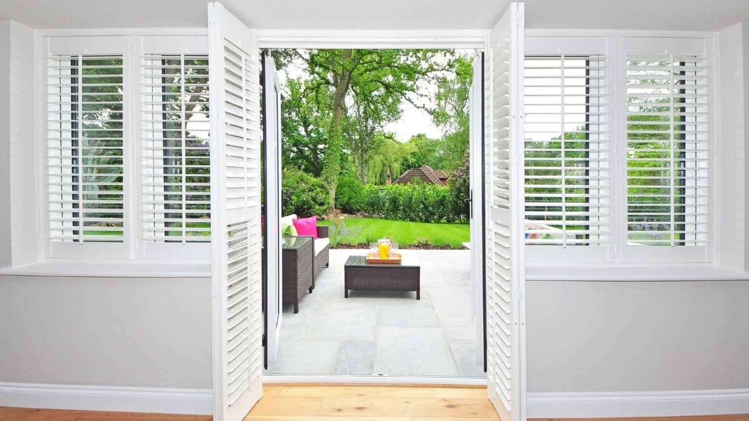 How to Choose the Perfect Patio Door Sliding Plantation Shutters for
