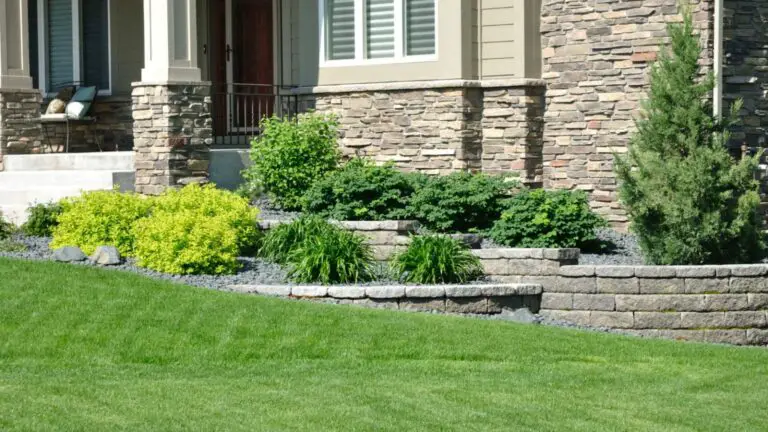 How to Use a Retaining Wall in Your Front Yard 1536×864