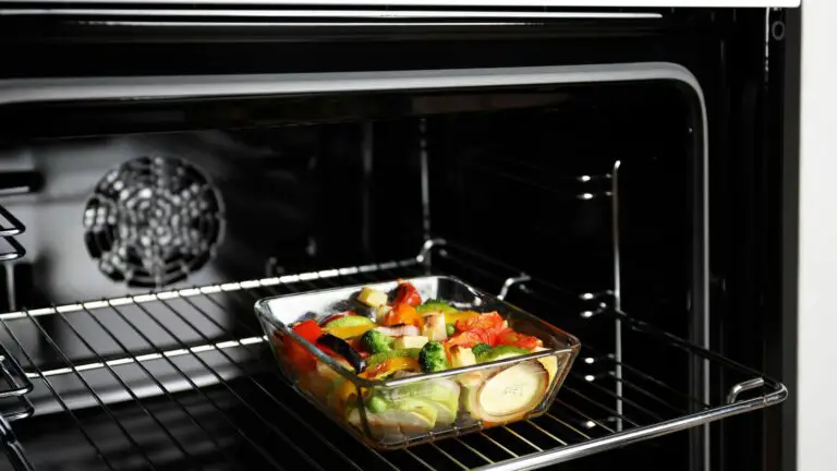 is it safe to put glass in the oven