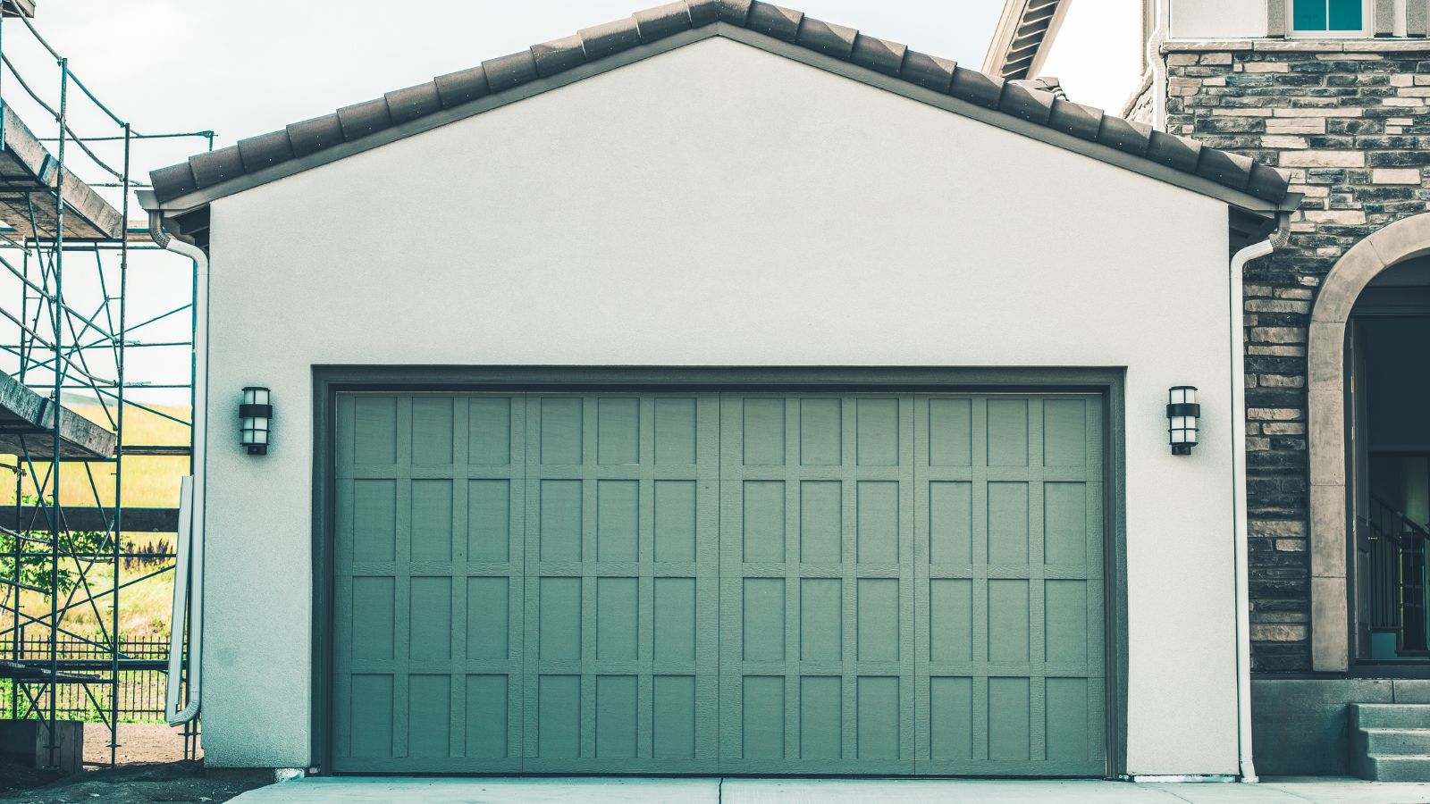 Selecting the Perfect Garage Color A Comprehensive Guide Home Decor Chat
