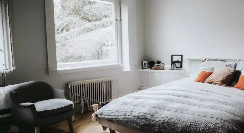 comfy quality bedding in mens bedroom