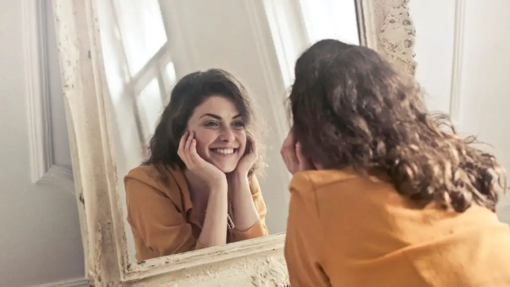 A cracked mirror that has been fixed