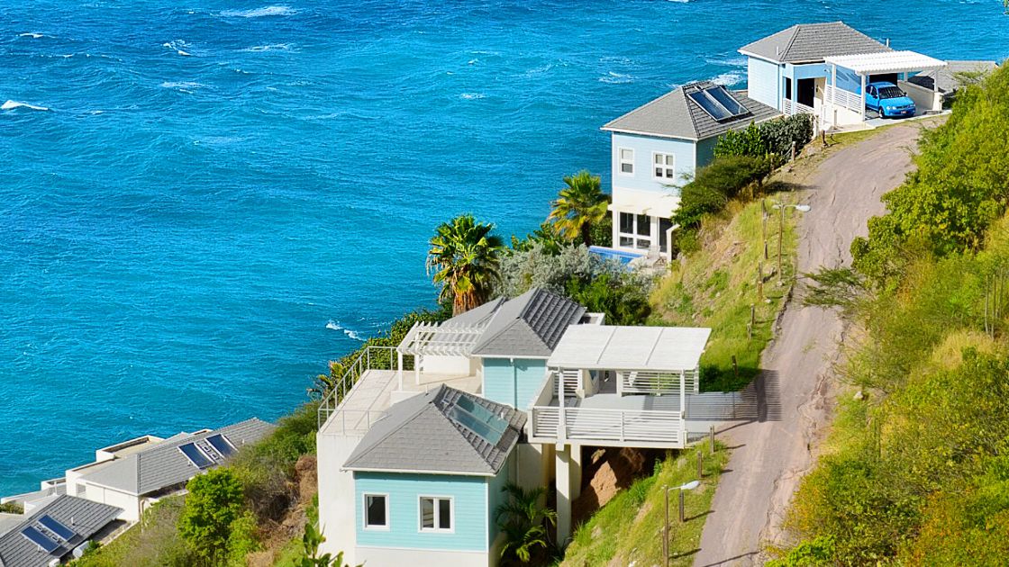 Coastal Charm Finding the Best Carpet for Beach Houses Home Decor Chat