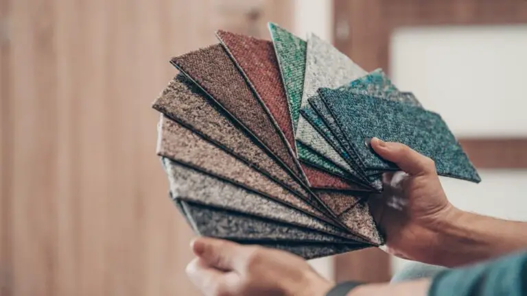 should carpet be lighter or darker than walls